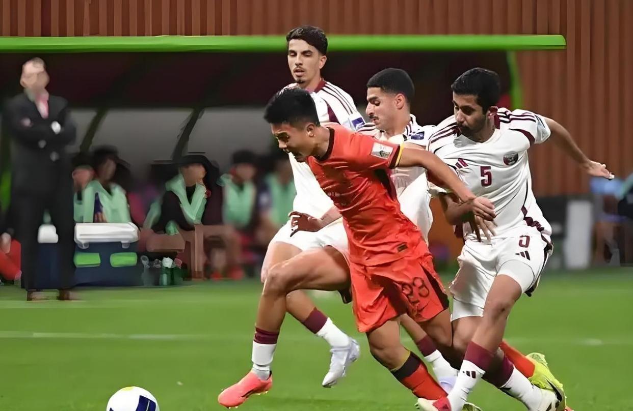 亚洲足球精英赛场上拼尽全力 亚洲足球精英赛场上拼尽全力