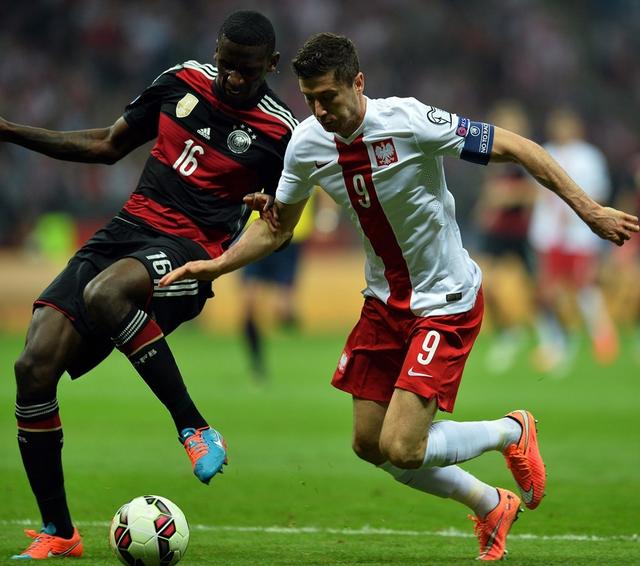 荷兰队核心状态回升，备战北爱尔兰关键战