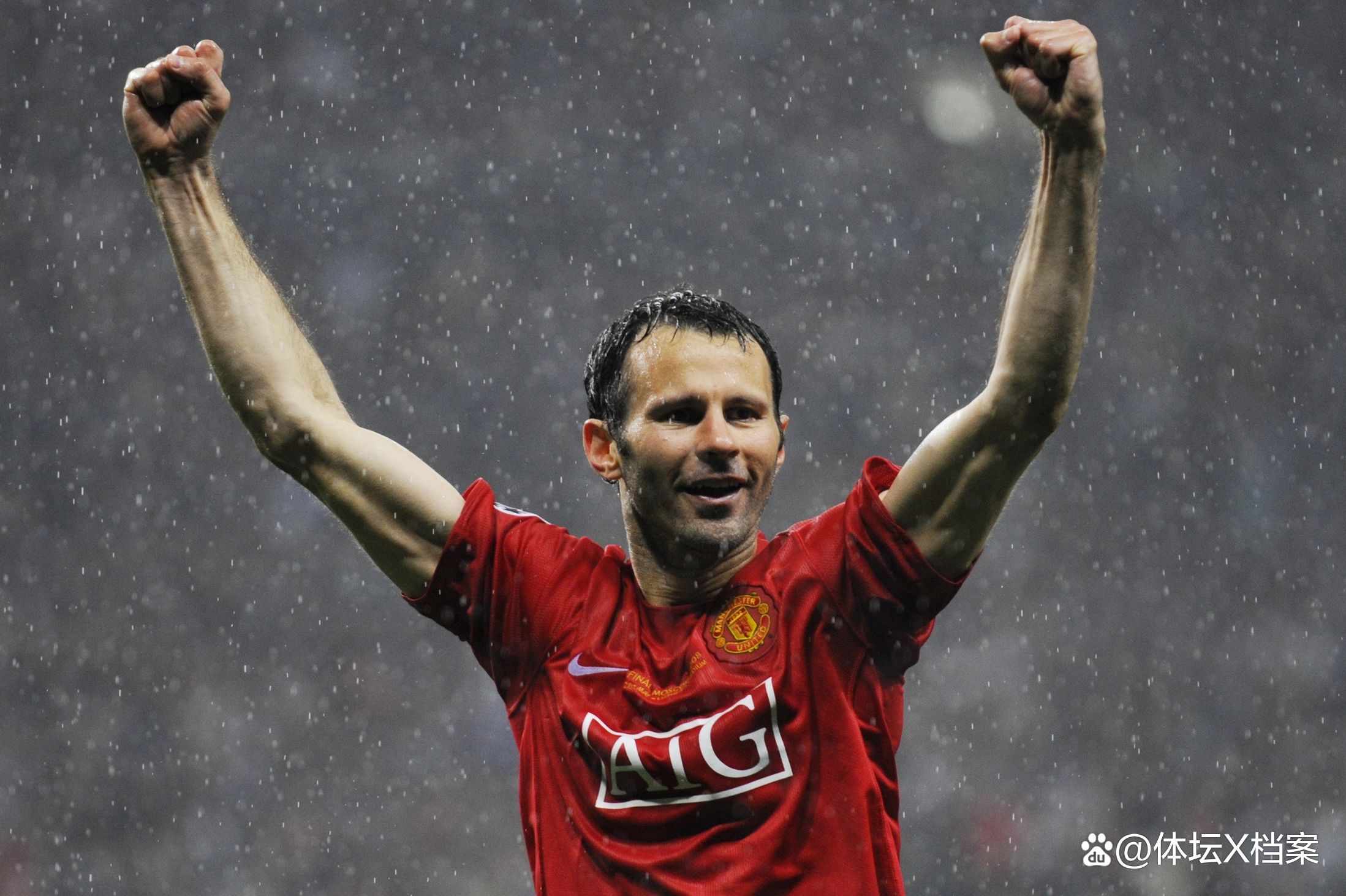 球队前锋获得赛季最佳射手称号 球队前锋获得赛季最佳射手称号