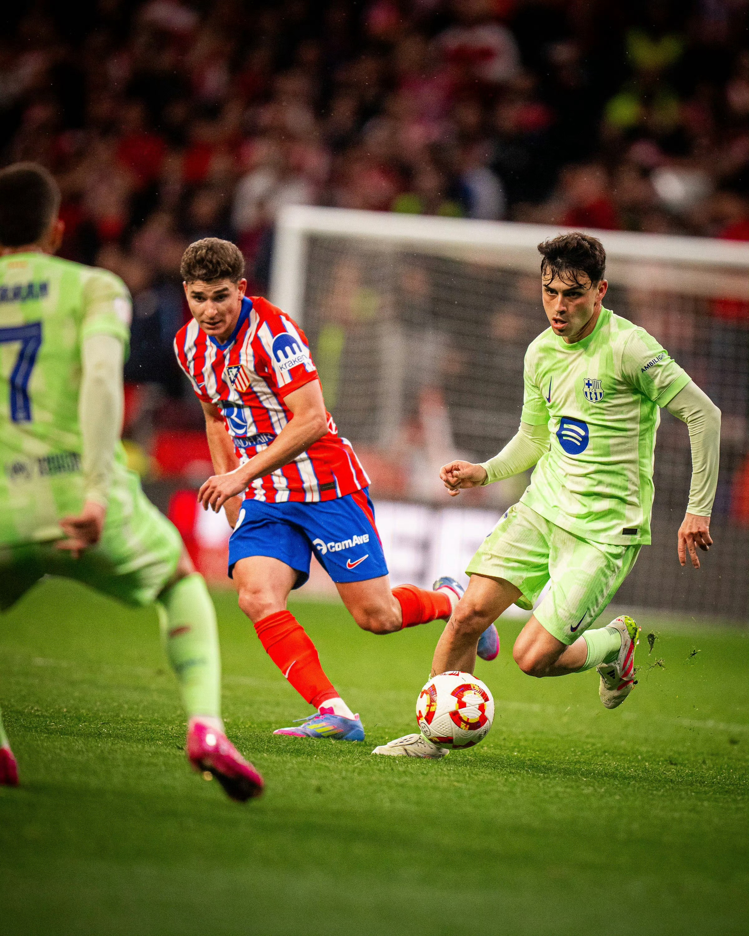 巴塞罗那客场遭遇进球荒，主帅面临压力